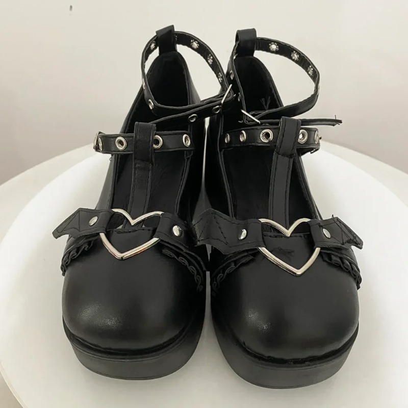 New Sweet Heart Buckle Wedges  - Boots 评论和价格