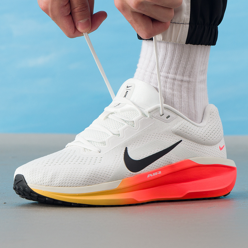 Nike Men's Shoes Original Ligh - Lightweight Road Running Shoes 评论和价格