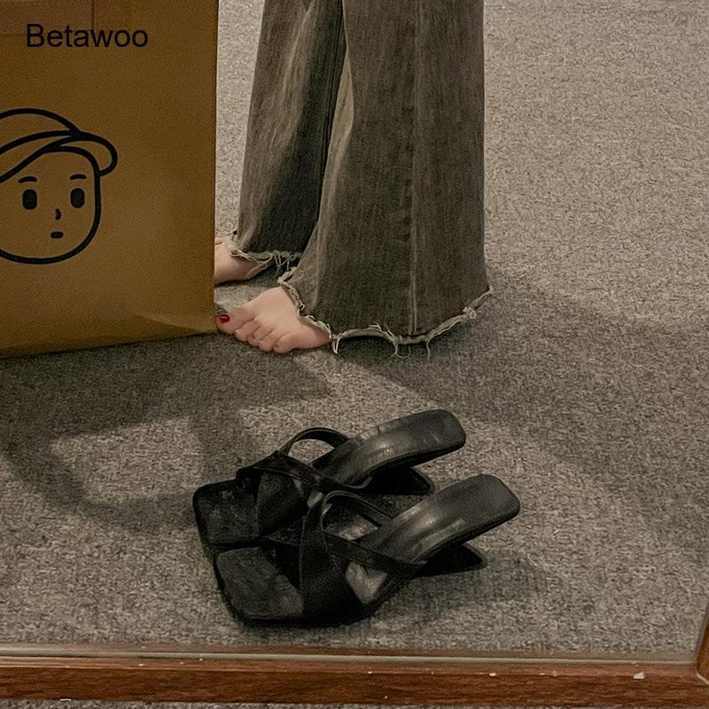 Women's Curved Block Heel Mule - Sandals 评论和价格